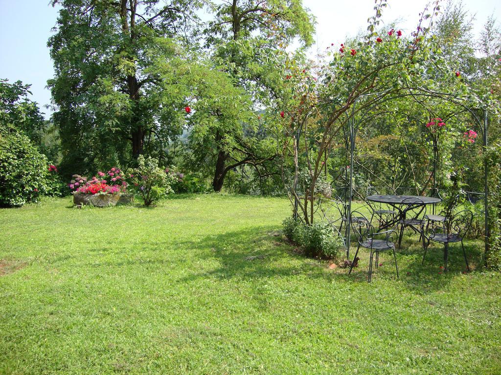 Bed and Breakfast Cascina Nel Bosco Moncucco Torinese Zewnętrze zdjęcie